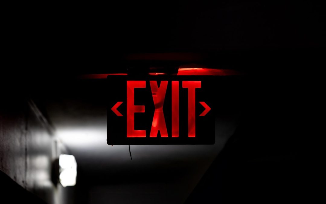 Dinas Damkar Barito Timur Bersihkan Material Longsor Di Masjid